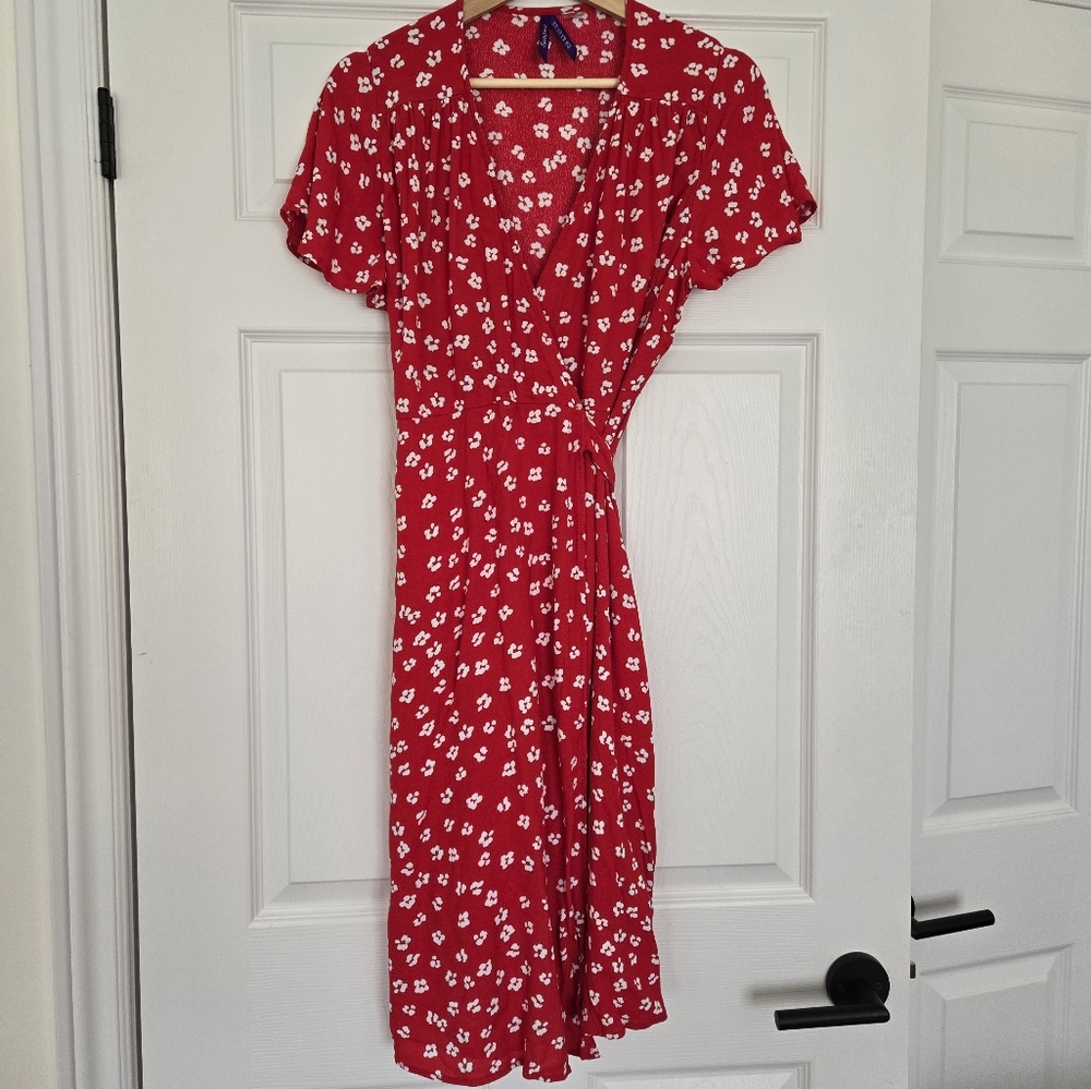 Seraphine Red and White Floral Midi Dress